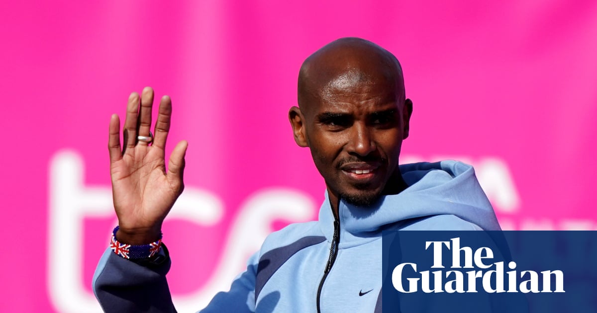 Mo Farah urges against possible £120m cut to school sports in England