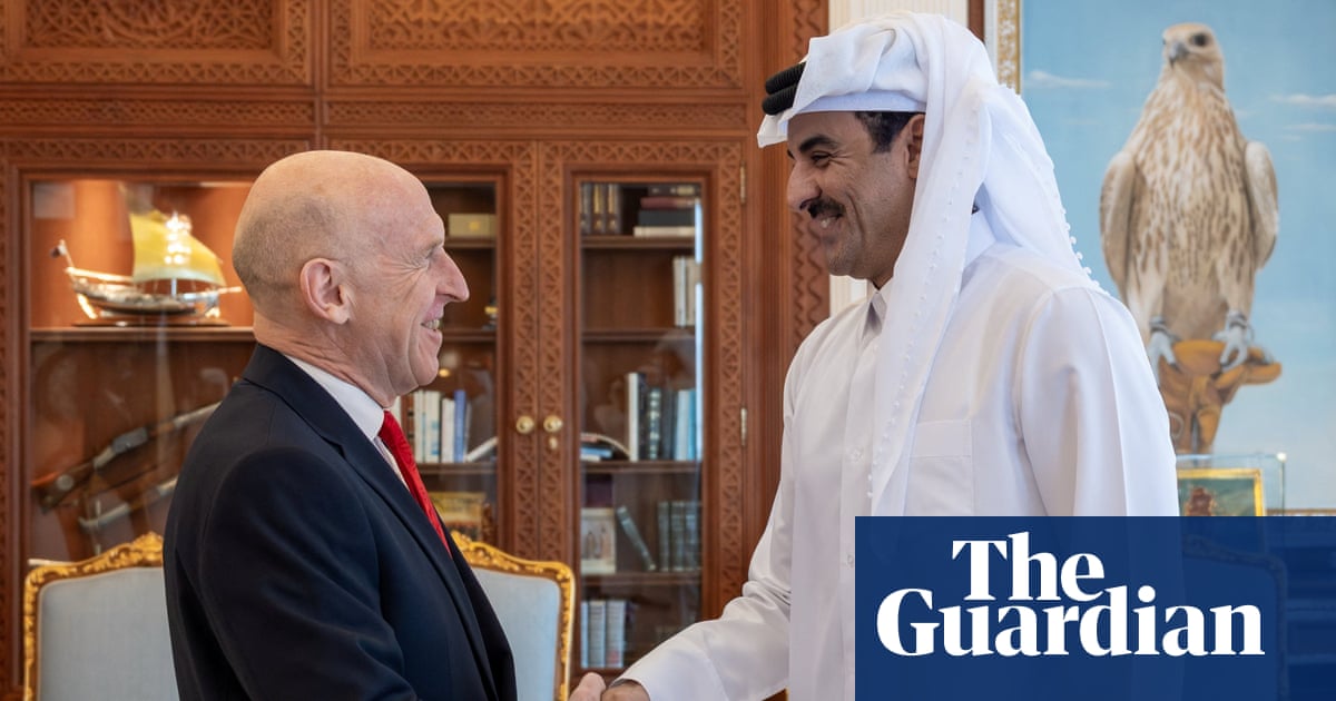 UK sends more troops to Gulf amid Trump jibes over British military role