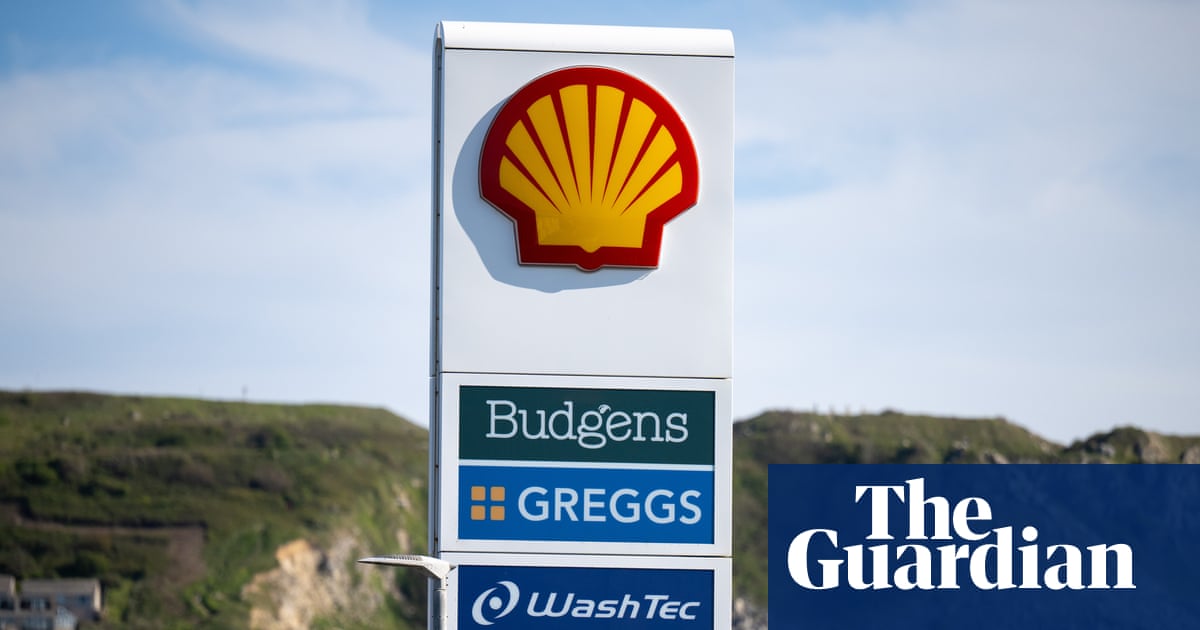 UK inflation rises to 3.3% amid biggest jump in fuel prices in more than three years