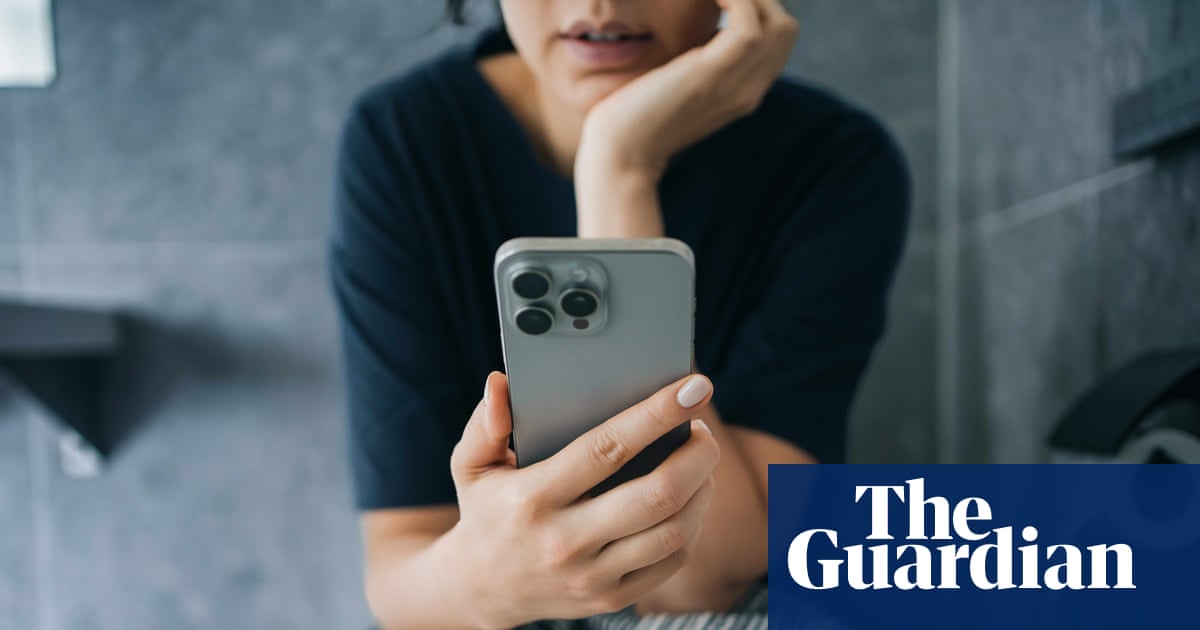 One in seven in UK prefer consulting AI chatbots to seeing doctor, study finds