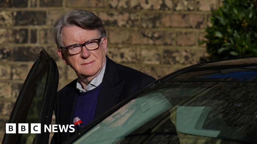 Lobbying firm co-founded by Mandelson on brink of collapse