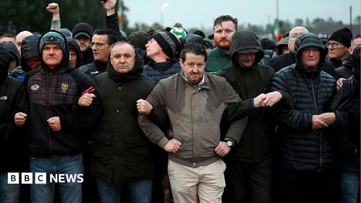Protesters disperse after blocking contentious Orange Order parade